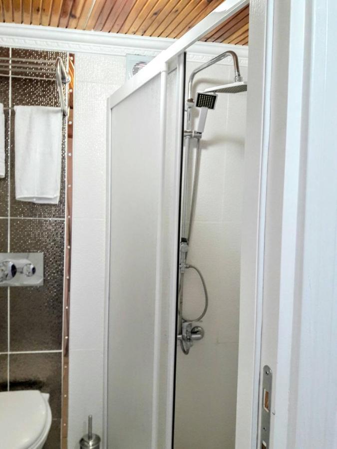 Golden Life Gl Apartment Istanbul Bagian luar foto