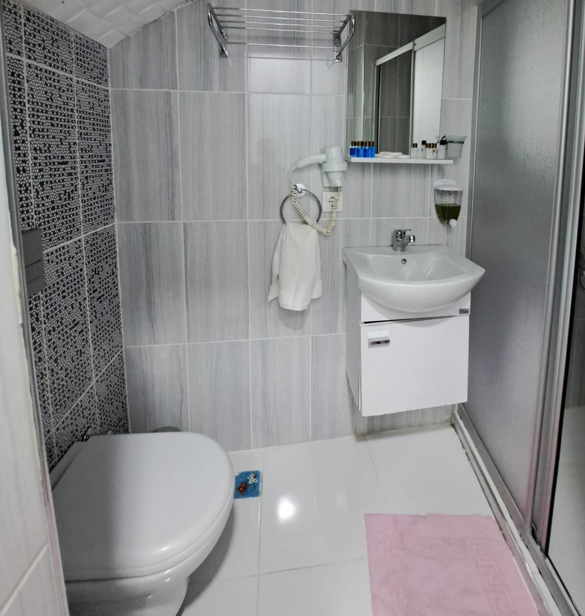 Golden Life Gl Apartment Istanbul Bagian luar foto